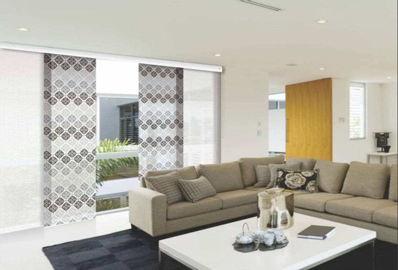 Panel japonés moderno con patrón de rombos para decoración de interiores en Medellín.